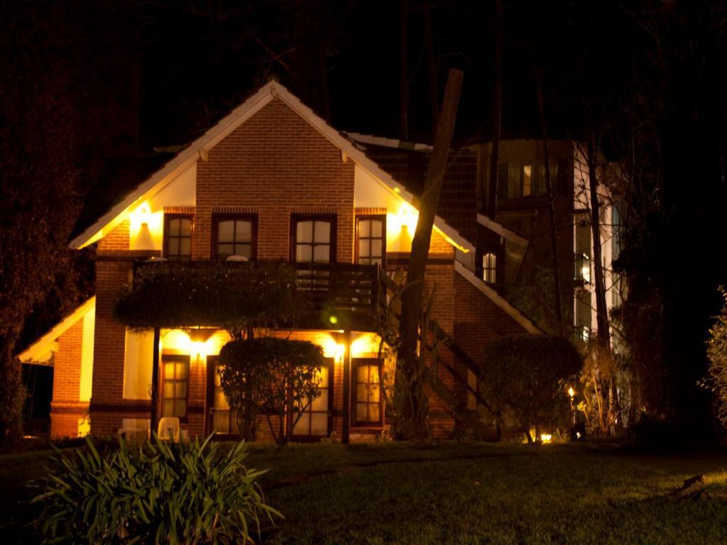 Posada Del Bosque By Hs การีโล ภายนอก รูปภาพ